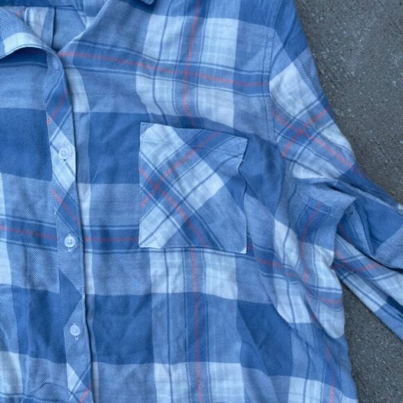 Woman's  Soft Plaid Flannel Button Down Size Medium - Picture 3 of 15